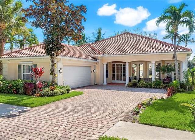 Property at 4772 Martinique Way, Naples, FL 34119, 4 beds, 3.5 baths