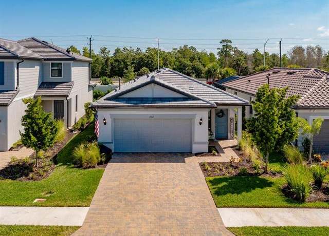 Property at 2162 Yellowfin Cir, Naples, FL 34114, 3 beds, 2 baths