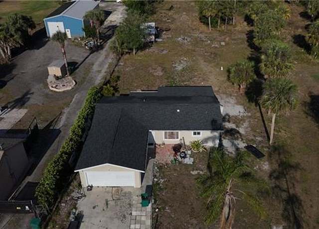 Property at 171 14th St SE, Naples, FL 34117, 3 beds, 2 baths