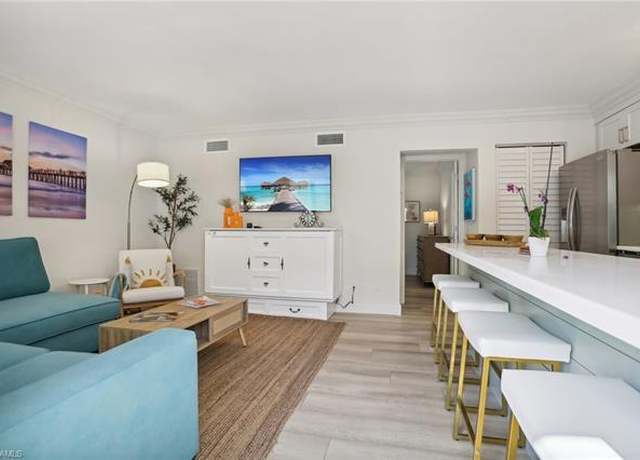 Property at 980 7th Ave S #104, Naples, FL 34102, 1 bed, 1 bath