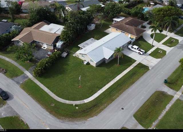 Property at 2600 Poinciana St, Naples, FL 34105, 3 beds, 2 baths