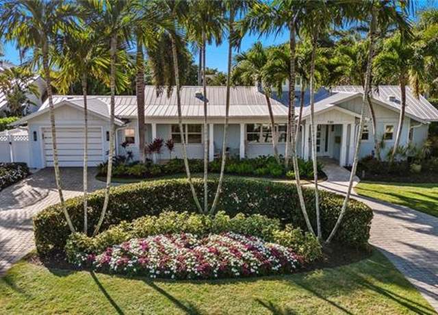 Property at 720 11th Ave S, Naples, FL 34102, 3 beds, 2 baths