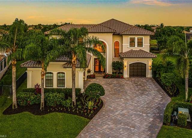 Property at 4344 Avalon Ct, Naples, FL 34119, 5 beds, 6 baths