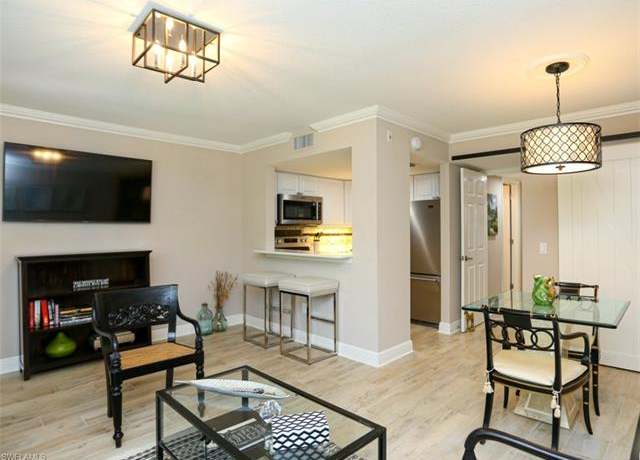 Property at 950 7th Ave S #23, Naples, FL 34102, 1 bed, 1 bath