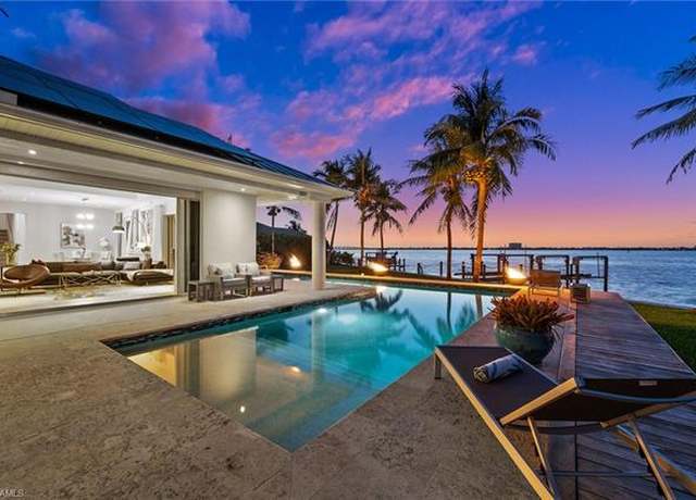 Property at 5625 Riverside Dr, Cape Coral, FL 33904, 4 beds, 5 baths