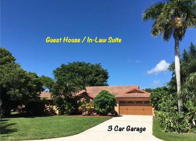 Property at 147 Pebble Beach Cir, Naples, FL 34113, 4 beds, 3 baths