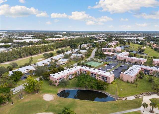 Property at 100 Forest Lakes Blvd #102, Naples, FL 34105, 2 beds, 2 baths