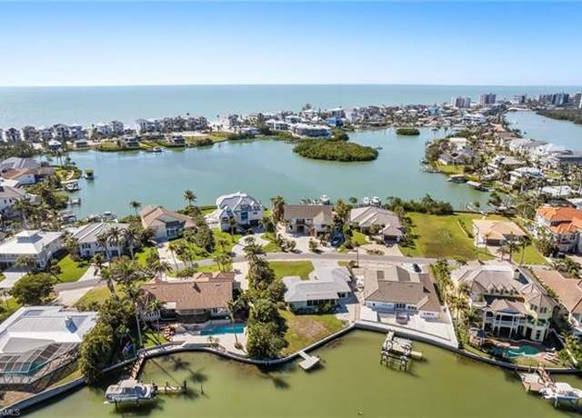 Property at 26870 Mclaughlin Blvd, Bonita Springs, FL 34134, 2 beds, 3 baths
