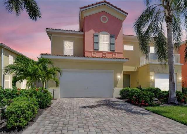 Property at 9820 Healthpark Cir #101, Fort Myers, FL 33908, 3 beds, 2.5 baths