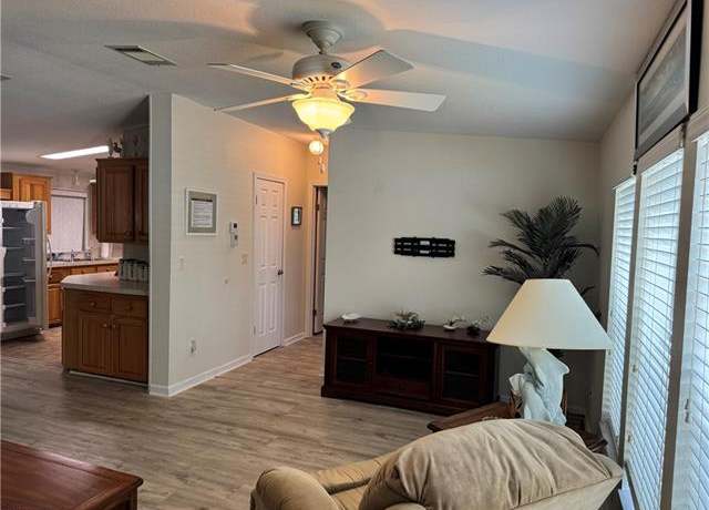Property at 5730 Maplewood Ct, Fort Myers, FL 33905, 2 beds, 2 baths