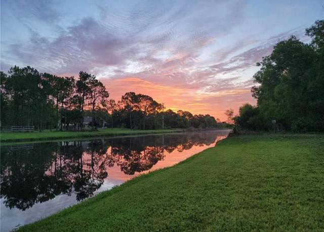 Property at 1441 San Marcos Blvd, Naples, FL 34104, 3 beds, 2 baths