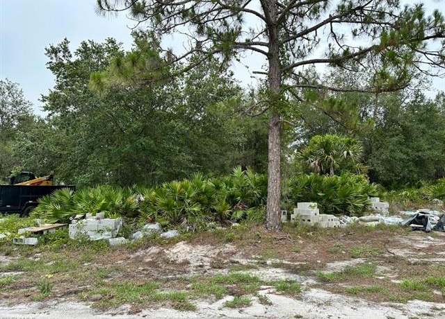 Property at 547 Cypress Ave S, Lehigh Acres, FL 33974