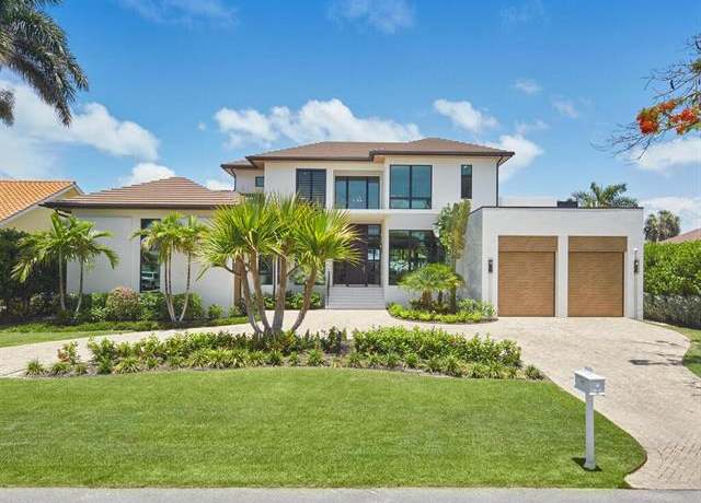 Property at 595 16th Ave S, Naples, FL 34102, 6 beds, 6 baths