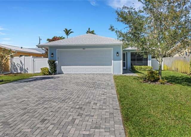 Property at 743 108th Ave N, Naples, FL 34108, 3 beds, 2 baths