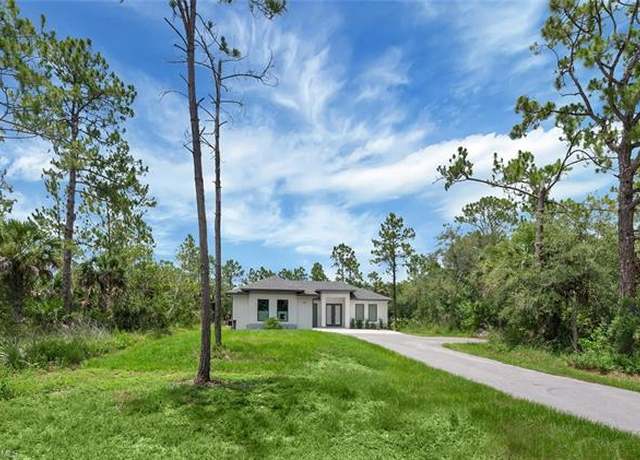 Property at 4447 26th Ave SE, Naples, FL 34117, 3 beds, 2 baths