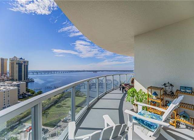 Property at 3000 Oasis Grand Blvd #1501, Fort Myers, FL 33916, 3 beds, 2.5 baths