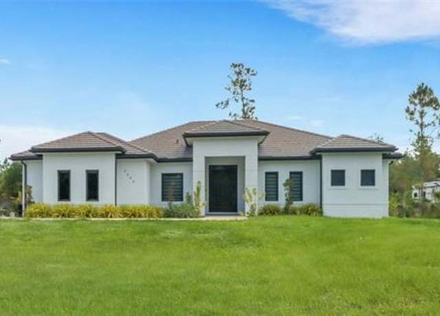 Property at 2909 2nd Ave NE, Naples, FL 34120, 3 beds, 2 baths