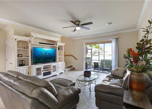 Property at 10193 Via Colomba Cir, Fort Myers, FL 33966, 3 beds, 2.5 baths