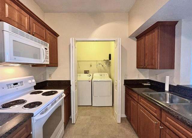 Property at 12980 Positano Cir #106, Naples, FL 34105, 1 bed, 1 bath