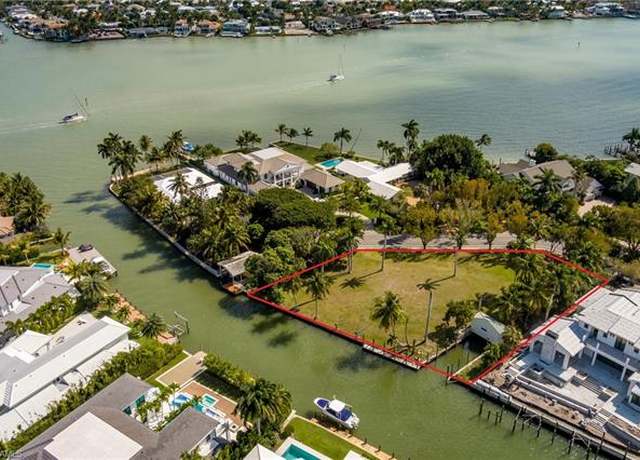 Property at 930 18th Ave S, Naples, FL 34102