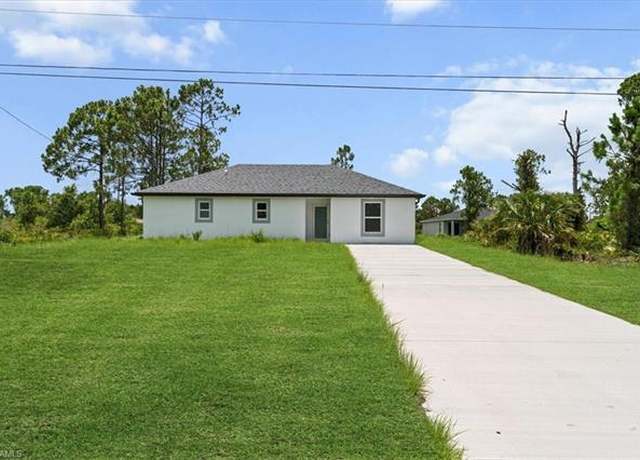 Property at 460 Columbus Blvd S, Lehigh Acres, FL 33974, 3 beds, 2 baths