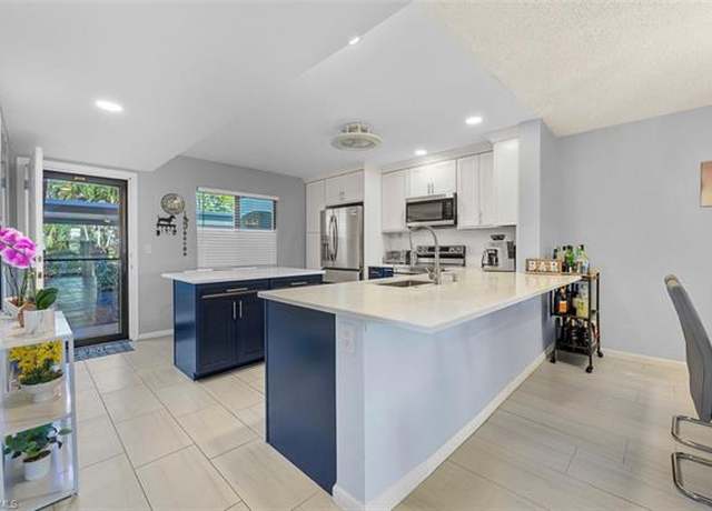 Property at 5733 Deauville Cir Unit G102, Naples, FL 34112, 2 beds, 2 baths