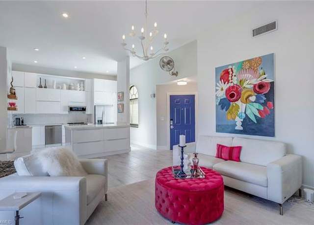 Property at 631 Beachwalk Cir Unit F202, Naples, FL 34108, 2 beds, 2 baths