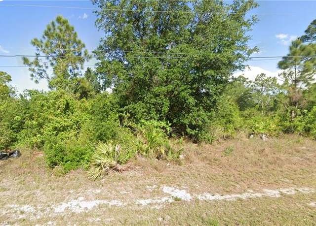 Property at 514 Truman Ave, Lehigh Acres, FL 33972