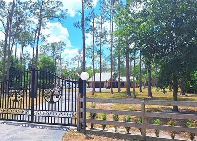 Property at 3690 27th Ave SW, Naples, FL 34117, 4 beds, 3 baths