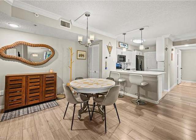 Property at 8950 Colonnades Ct E #826, Bonita Springs, FL 34135, 2 beds, 2 baths