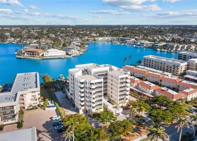 Property at 3100 Gulf Shore Blvd N #504, Naples, FL 34103, 2 beds, 2 baths