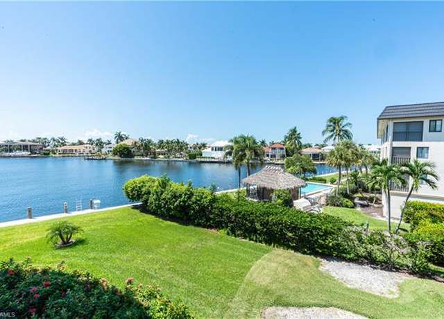 Property at 838 W Elkcam Cir #302, Marco Island, FL 34145, 2 beds, 2.5 baths