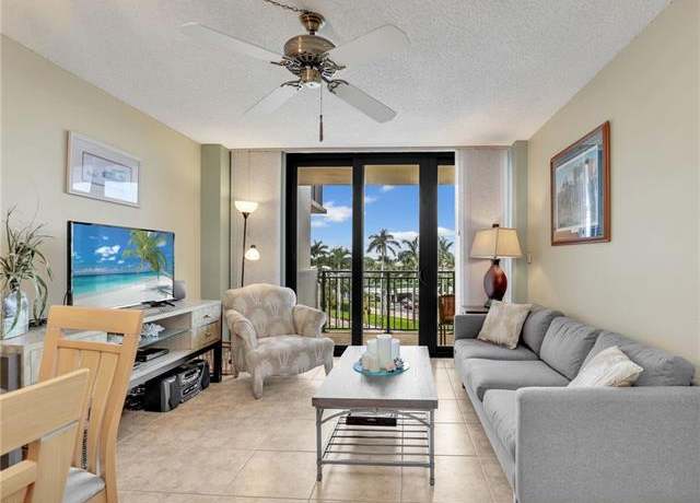 Property at 180 Seaview Ct #502, Marco Island, FL 34145, 1 bed, 1.5 baths