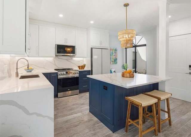Property at 2182 Anchorage Ln Unit B, Naples, FL 34104, 2 beds, 2 baths