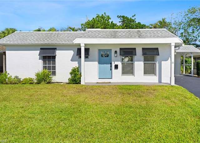 Property at 11 Knights Bridge Rd, Naples, FL 34112, 2 beds, 2 baths