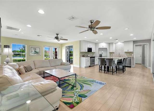 Property at 12261 Isabella Dr, Bonita Springs, FL 34135, 2 beds, 2 baths