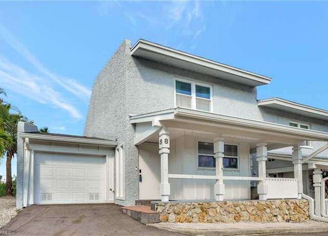 Property at 8 Watercolor Way #8, Naples, FL 34113, 2 beds, 2.5 baths
