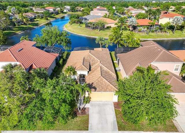 Property at 8355 Laurel Lakes Blvd, Naples, FL 34119, 3 beds, 2 baths