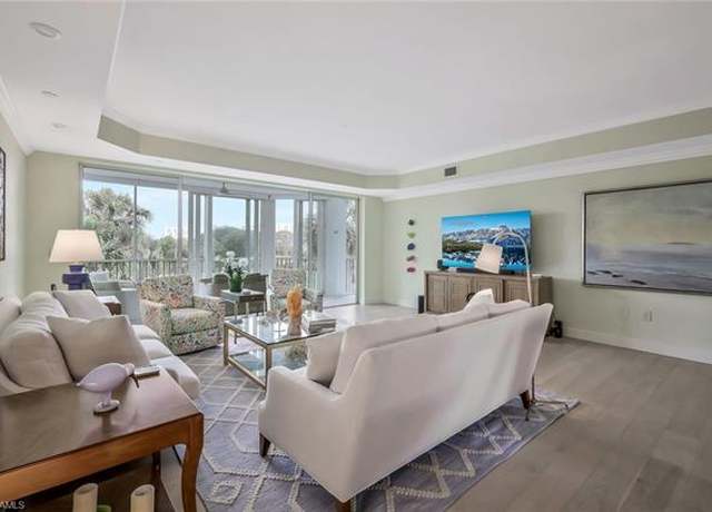 Property at 8440 Abbington Cir Unit D25, Naples, FL 34108, 2 beds, 2.5 baths