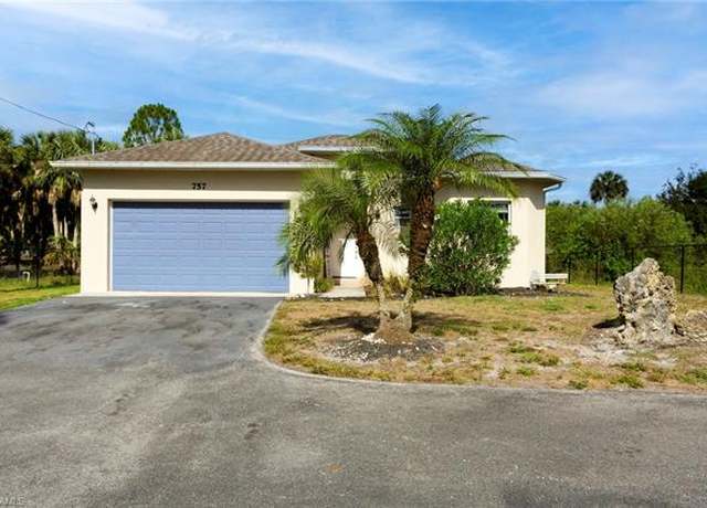 Property at 757 12th St NE, Naples, FL 34120, 3 beds, 2 baths
