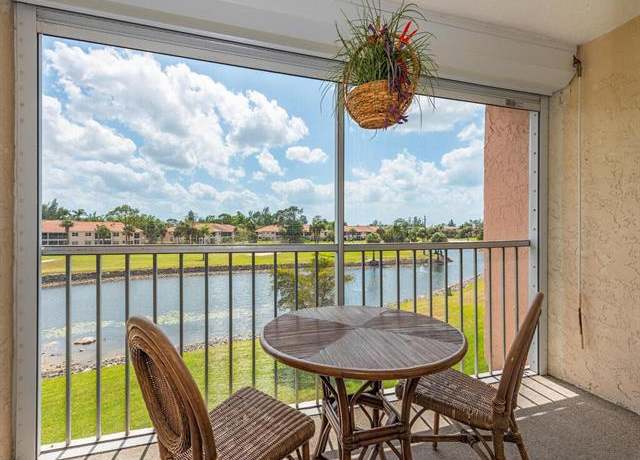 Property at 300 Forest Lakes Blvd #302, Naples, FL 34105, 2 beds, 2 baths