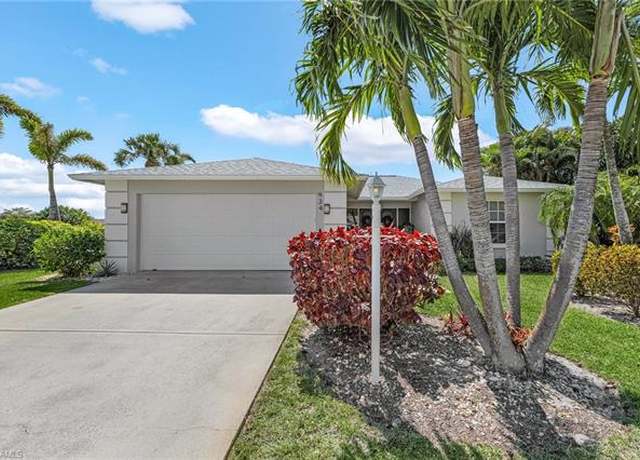 Property at 934 Charlemagne Blvd, Naples, FL 34112, 2 beds, 2 baths