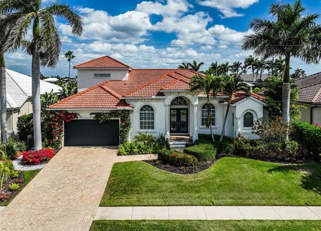 Property at 1552 Kingston Ct, Marco Island, FL 34145, 4 beds, 4 baths