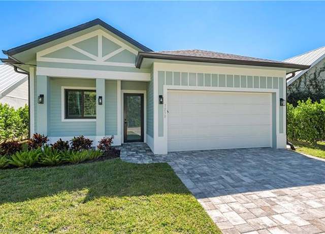 Property at 1258 Solana Rd, Naples, FL 34103, 3 beds, 2 baths