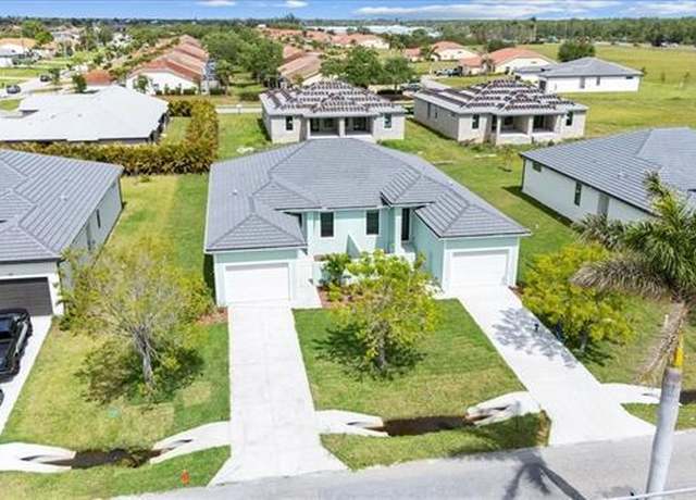 Property at 174 Madrid Blvd, Punta Gorda, FL 33950, 6 beds, 4 baths