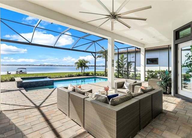 Property at 11401 Venetian Lagoon Dr, Fort Myers, FL 33913, 4 beds, 5 baths