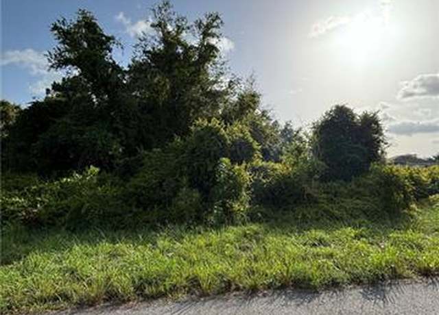 Property at 649 Jessie Ln, Lehigh Acres, FL 33972