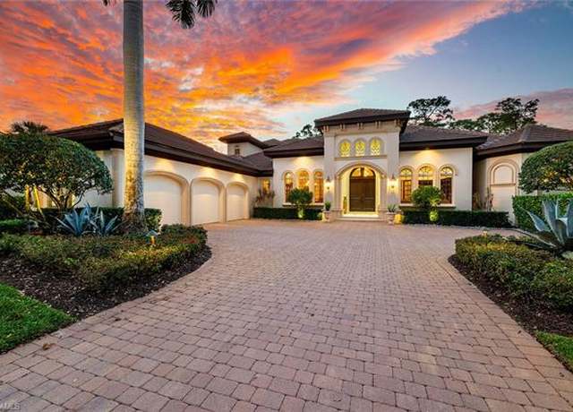 Property at 29130 Marcello Way, Naples, FL 34110, 4 beds, 4.5 baths