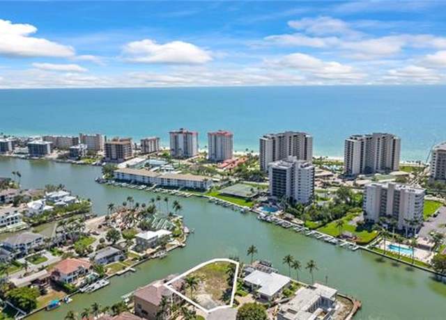 Property at 140 Flamingo Ave, Naples, FL 34108