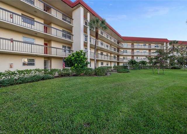 Property at 4372 27th Ct SW Unit 2-205, Naples, FL 34116, 2 beds, 2 baths